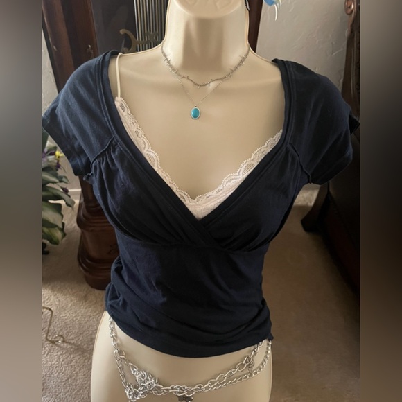 Beautiful Hollister 2000s empire waist babydoll top short sleeves❣️ - Picture 9 of 16